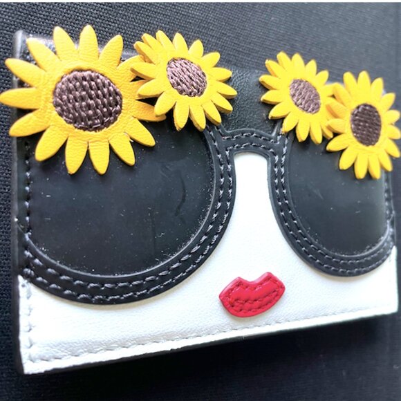 Alice + Olivia | Leather Printed Compact Wallet - Picture 6 of 13